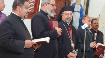 بطريرك الإسكندرية للأقباط الكاثوليك يترأس صلاة ليلة الأربعاء من البصخة المقدسة بعزبة النخل