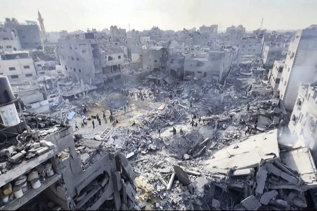 وفد حماس يبدأ لقاءاته مع المسئولين المصريين لوقف الحرب على غزة وفد حماس يبدأ لقاءاته مع المسئولين المصريين لوقف الحرب على غزة