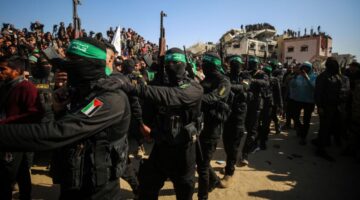 العربية: إسرائيل قالت إنها ستعيد انتشارها في رفح بعد الإفراج عن محتجزيها الــ5