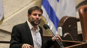 سموتريتش: لن نوقف الحرب إلا بالتخلص من حماس وتفكيك سوريا وتجريد إيران من سلاحها النووي