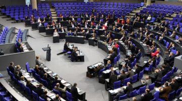 البرلمان الألماني يستبعد سفيري روسيا وبيلاروس من مراسم ذكرى الحرب العالمية الثانية