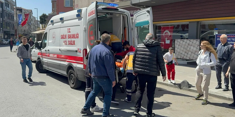 151 مصابًا نتيجة الهلع من زلزال في إسطنبول 151 مصابًا نتيجة الهلع من زلزال في إسطنبول