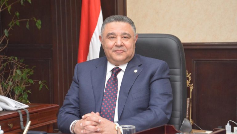 محافظ البحر الأحمر: تخطينا أزمة نقص المياه وبدأنا بناء أربع محطات جديدة لتحلية المياه.
