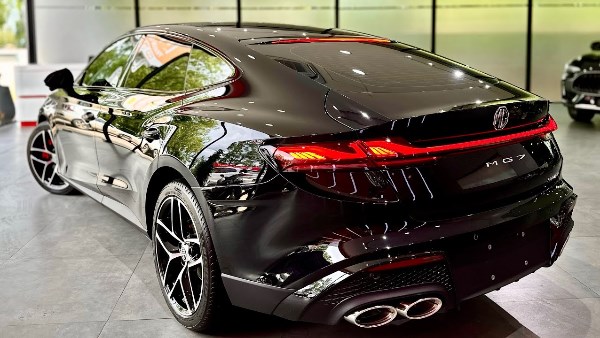 أسعار ومواصفات MG 7 موديل 2025 في السعودية .. صور