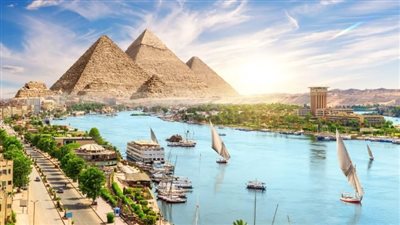 مصر تستهدف جذب استثمارات أجنبية مباشرة بـ 60 مليار دولار وزيادة الصادرات إلى 145 مليار دولار