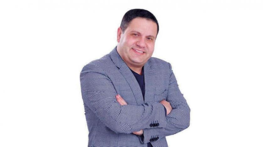 ياه على الزمن.. إدوار يعلق على صورة لـ أحمد مالك ياه على الزمن.. إدوار يعلق على صورة لـ أحمد مالك