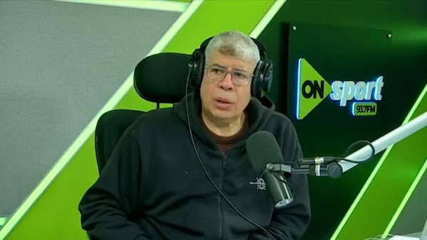شوبير يكشف كواليس أزمة معسكر منتخب مصر القادم شوبير يكشف كواليس أزمة معسكر منتخب مصر القادم