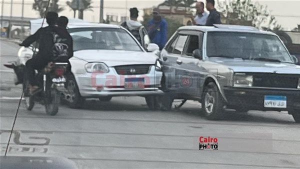 إصابة 3 أشخاص في حادث تصادم أعلى الطريق الدائري بأكتوبر إصابة 3 أشخاص في حادث تصادم أعلى الطريق الدائري بأكتوبر