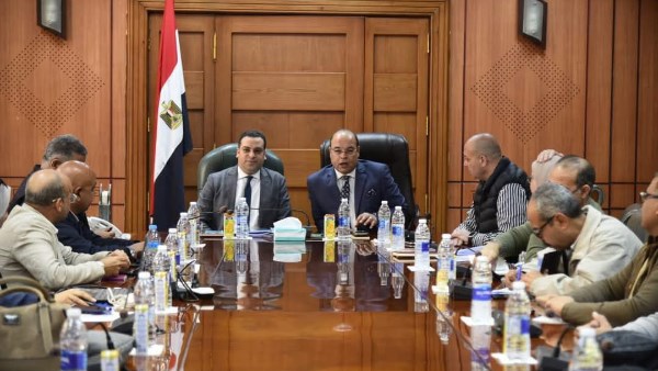 بحضور الرقابة الإدارية.. نائب محافظ بورسعيد يترأس لجنة الأصول غير المستغلة بحضور الرقابة الإدارية.. نائب محافظ بورسعيد يترأس لجنة الأصول غير المستغلة