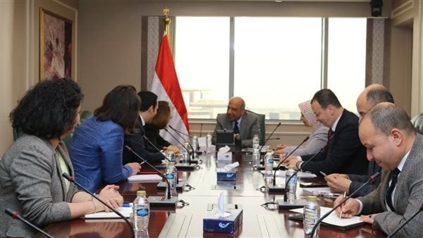 وزير الكهرباء يبحث مع وفد فرنسي تعزيز التعاون بمشروعات الطاقة المتجددة وزير الكهرباء يبحث مع وفد فرنسي تعزيز التعاون بمشروعات الطاقة المتجددة