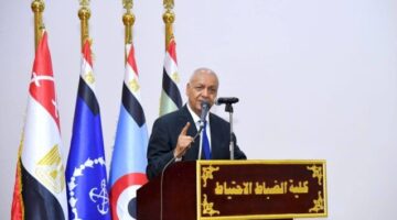 بكري في ندوة كلية الضباط الاحتياط: سعيد بما شهدته من تطوير وانضباط