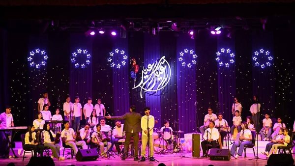 "هنو" يتسلم تقريرًا حول نشاط وزارة الثقافة خلال عيد الفطر "هنو" يتسلم تقريرًا حول نشاط وزارة الثقافة خلال عيد الفطر