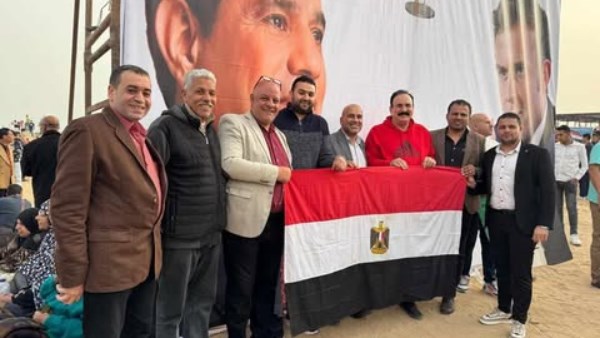 الشعب الجمهوري: وقفتنا التضامنية في رفح والعريش رسالة للعالم أننا خلف الرئيس في أي قرار الشعب الجمهوري: وقفتنا التضامنية في رفح والعريش رسالة للعالم أننا خلف الرئيس في أي قرار