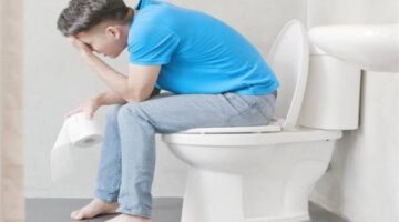 بدون أدوية.. 20 طريقة طبيعية لعلاج الإمساك