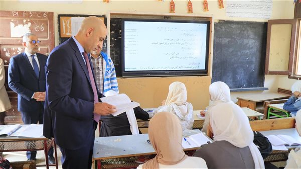 وكيل تعليم المنوفية يكشف تفاصيل جديدة حول وفاة مدير إدارة الباجور التعليمية وكيل تعليم المنوفية يكشف تفاصيل جديدة حول وفاة مدير إدارة الباجور التعليمية