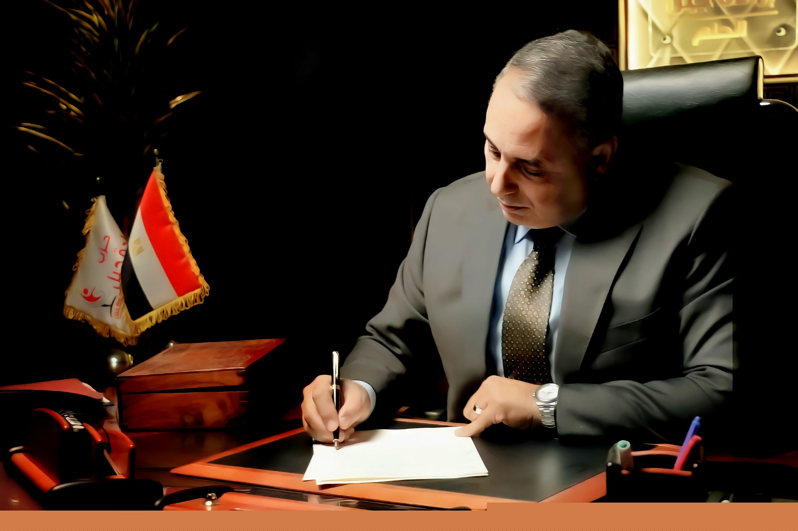 تحالف الأحزاب: زيارة ماكرون للعريش تعكس الدعم الدولي للموقف المصري الرافض للتهجير وإحلال السلام في المنطقة تحالف الأحزاب: زيارة ماكرون للعريش تعكس الدعم الدولي للموقف المصري الرافض للتهجير وإحلال السلام في المنطقة