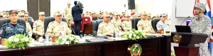 وزير الدفاع يشهد تنفيذ مشروع مراكز القيادة التعبوي لقوات الدفاع الجوي والقوات الجوية وزير الدفاع يشهد تنفيذ مشروع مراكز القيادة التعبوي لقوات الدفاع الجوي والقوات الجوية