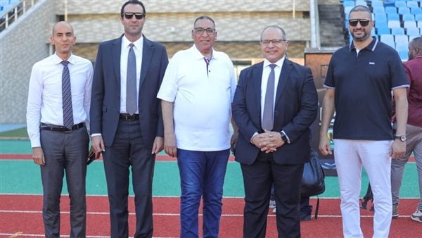 سفير مصر بتنزانيا يحضر المران الأخير للمصري استعدادًا لمباراة سيمبا بالكونفدرالية سفير مصر بتنزانيا يحضر المران الأخير للمصري استعدادًا لمباراة سيمبا بالكونفدرالية
