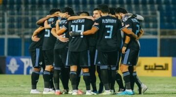 استفزازات وألعاب نارية.. الجيش الملكي ينقلب على بيراميدز