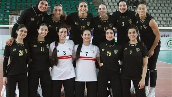 الزمالك يكتسح بطل كوت ديفوار ويصعد لربع نهائي بطولة إفريقيا لسيدات الطائرة الزمالك يكتسح بطل كوت ديفوار ويصعد لربع نهائي بطولة إفريقيا لسيدات الطائرة