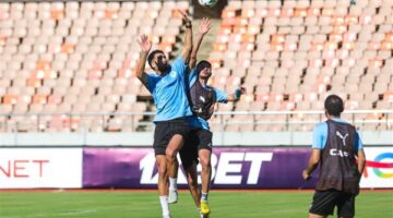 بالصور .. المصري يختتم تدريباته استعدادا لمباراة سيمبا بالكونفدرالية
