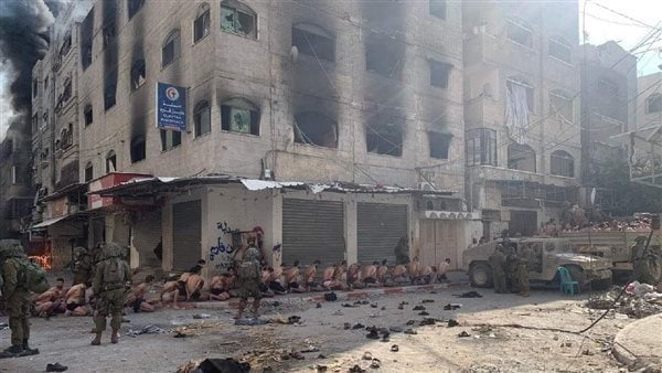 تقرير فلسطيني: إسرائيل اعتقلت أكثر من 10 آلاف أسير في غزة خلال الحرب تقرير فلسطيني: إسرائيل اعتقلت أكثر من 10 آلاف أسير في غزة خلال الحرب
