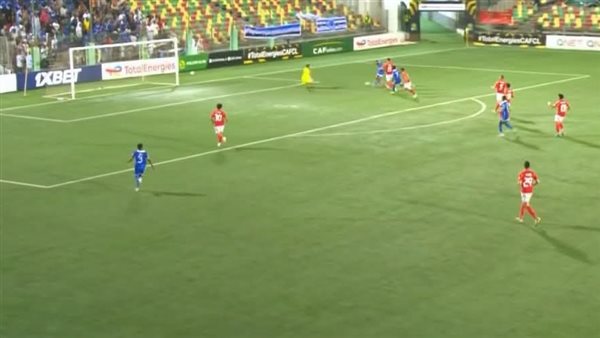 الأهلي يتأهل لمواجهة صن داونز فى قبل نهائي إفريقيا بعد إسقاط الهلال الأهلي يتأهل لمواجهة صن داونز فى قبل نهائي إفريقيا بعد إسقاط الهلال