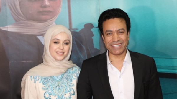 بالصور.. أول ظهور لزوجة سامح حسين تدعمه في العرض الخاص لفيلم استنساخ بالصور.. أول ظهور لزوجة سامح حسين تدعمه في العرض الخاص لفيلم استنساخ