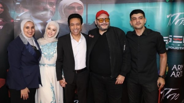 بالصور … أبطال العمل سامح حسين وهبة مجدي.. احتفال صناع فيلم استنساخ بالعرض الخاص وسط حضور جماهيري كبير” بالصور … أبطال العمل سامح حسين وهبة مجدي.. احتفال صناع فيلم استنساخ بالعرض الخاص وسط حضور جماهيري كبير”