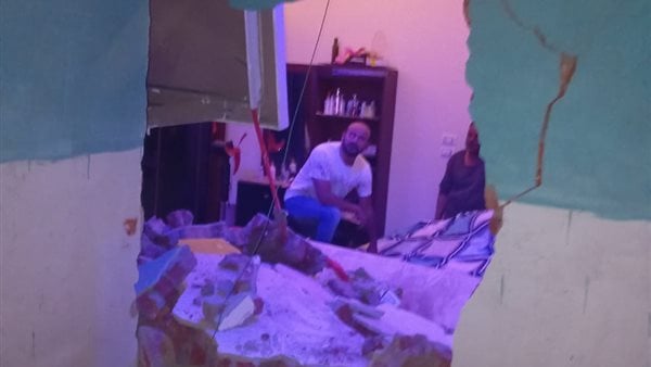 الحيطان وقعت.. التفاصيل الكاملة لمصرع شخص وإصابة زوجته بسبب انفجار أنبوبة بوتاجاز بمسكنهم في قليوب الحيطان وقعت.. التفاصيل الكاملة لمصرع شخص وإصابة زوجته بسبب انفجار أنبوبة بوتاجاز بمسكنهم في قليوب