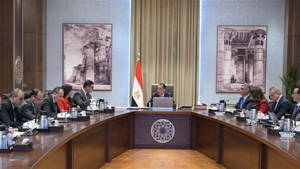 رئيس الوزراء يترأس اليوم الاجتماع الإسبوعي للحكومة ويعقبه مؤتمر صحفي رئيس الوزراء يترأس اليوم الاجتماع الإسبوعي للحكومة ويعقبه مؤتمر صحفي