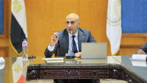 التعليم توجه المديريات بترشيح مدرسين لجائزة الاتحاد الإفريقي القارية للمعلمين 2025 التعليم توجه المديريات بترشيح مدرسين لجائزة الاتحاد الإفريقي القارية للمعلمين 2025