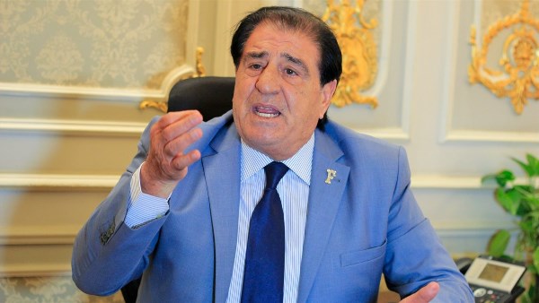 نائب: الرئيس السيسي وماكرون رسما خارطة طريق السلام وعلى المجتمع الدولي تنفيذها نائب: الرئيس السيسي وماكرون رسما خارطة طريق السلام وعلى المجتمع الدولي تنفيذها