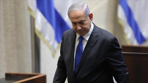 نتنياهو.. من “ضيف مميز” بواشنطن إلى متهم في تل أبيب نتنياهو.. من “ضيف مميز” بواشنطن إلى متهم في تل أبيب