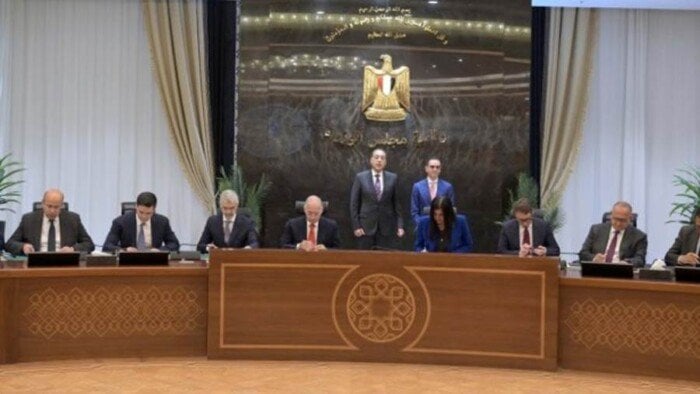 «مدبولي» يشهد توقيع اتفاقيات لطرح مجموعة شركات تابعة لجهاز مشروعات الخدمة الوطنية «مدبولي» يشهد توقيع اتفاقيات لطرح مجموعة شركات تابعة لجهاز مشروعات الخدمة الوطنية