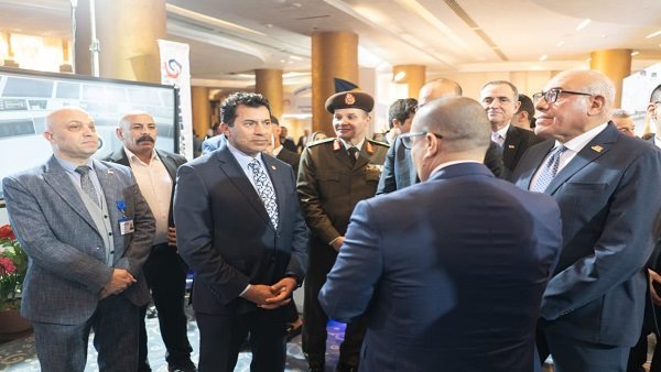 الدكتور أشرف صبحي: برامج مبتكرة لتأهيل الشباب لسوق العمل بتعاون مميز بين الشباب والتعليم العالي الدكتور أشرف صبحي: برامج مبتكرة لتأهيل الشباب لسوق العمل بتعاون مميز بين الشباب والتعليم العالي
