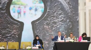 المنظمة الدولية للتربية: يجب تجنب تحول الطالب لآلة بلا مشاعر بسبب تأثير التكنولوجيا