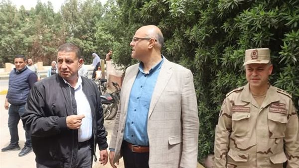 محافظ القليوبية يتفقد عددًا من المناطق والأراضي غير المستغلة بالقناطر الخيرية (صور) محافظ القليوبية يتفقد عددًا من المناطق والأراضي غير المستغلة بالقناطر الخيرية (صور)