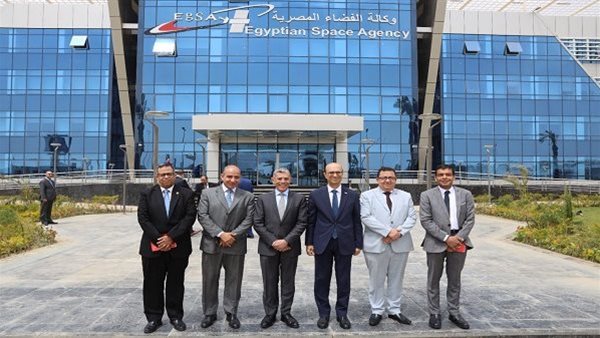جامعة أسيوط توقع 3 اتفاقيات مع وكالة الفضاء المصرية لتعزيز قدرات الطلاب في الفضاء والتكنولوجيا جامعة أسيوط توقع 3 اتفاقيات مع وكالة الفضاء المصرية لتعزيز قدرات الطلاب في الفضاء والتكنولوجيا