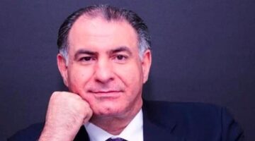 الإعلامى محمد فودة: ارفعوا أيديكم عن وزير الصحة ودعوه يواصل مسيرة الإنجازات