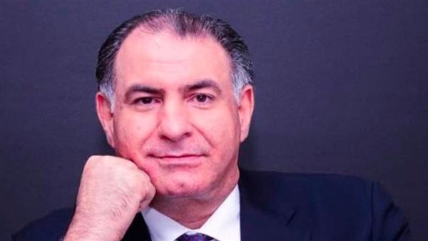 الإعلامى محمد فودة: ارفعوا أيديكم عن وزير الصحة ودعوه يواصل مسيرة الإنجازات الإعلامى محمد فودة: ارفعوا أيديكم عن وزير الصحة ودعوه يواصل مسيرة الإنجازات