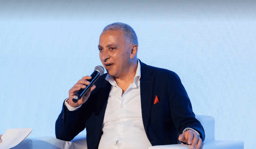 أحمد السويدي: استراتيجية الدولة تهدف إلى دعم الصناعة المحلية وزيادة الصادرات أحمد السويدي: استراتيجية الدولة تهدف إلى دعم الصناعة المحلية وزيادة الصادرات