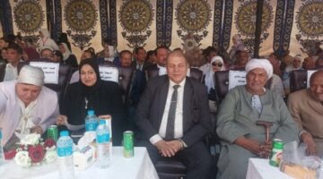 وكيل تعليم قنا يشيد بإبداعات طلاب نجع حمادي في ختام الأنشطة التربوية