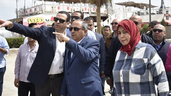 محافظ بورسعيد يتفقد الكورنيش السياحي استعدادا لبدء تطويره محافظ بورسعيد يتفقد الكورنيش السياحي استعدادا لبدء تطويره