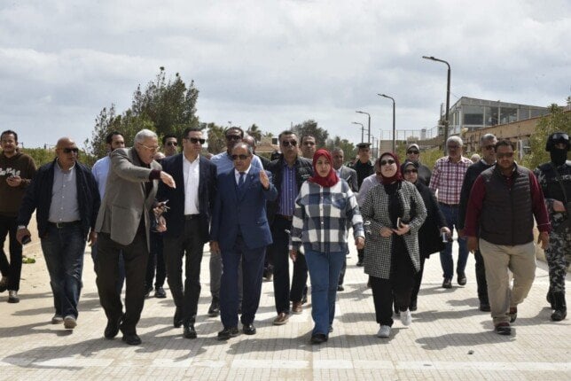 محافظ بورسعيد يطلق خطة تطوير شاملة لإعادة الكورنيش لرونقه السياحي محافظ بورسعيد يطلق خطة تطوير شاملة لإعادة الكورنيش لرونقه السياحي