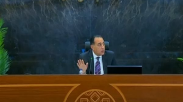 مدبولي: السياسة النقدية بالبنك المركزي ملتزمة بسعر مرن للدولار