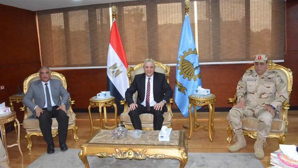 تفاصيل لقاء محافظ الغربية رئيس جامعة طنطا ومدير جمعية المحاربين القدماء تفاصيل لقاء محافظ الغربية رئيس جامعة طنطا ومدير جمعية المحاربين القدماء