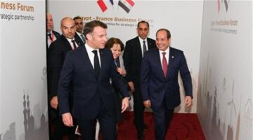 نواب: زيارة ماكرون عززت موقف القاهرة سياسيا واقتصاديا.. وأظهرت الموقف الأوروبي الرافض للتهجير