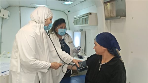 محافظ المنيا: تقديم 1071خدمة صحية خلال قافلة طبية مجانية بقرية منبال بمطاى محافظ المنيا: تقديم 1071خدمة صحية خلال قافلة طبية مجانية بقرية منبال بمطاى
