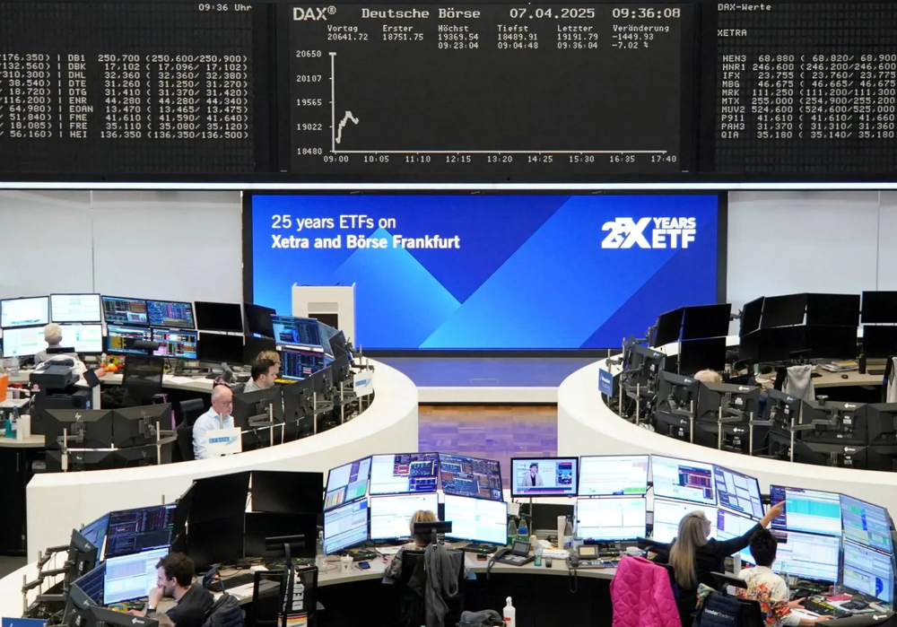 الأسهم الأوروبية ترتفع بعد انخفاض على مدى 4 أيام الأسهم الأوروبية ترتفع بعد انخفاض على مدى 4 أيام